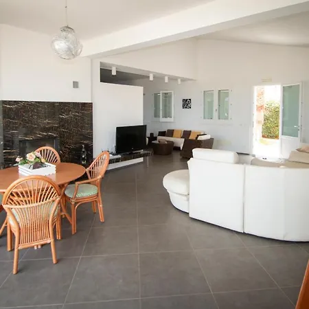 Villa Afrodite | Luxury And Pool